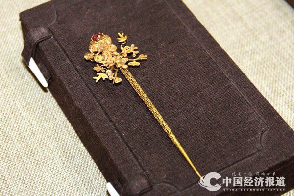 7首家中国民间簪子博物馆落户北京暨步摇风中国路·2021 流动的艺术展览开幕.jpg