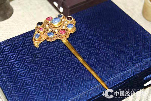 8首家中国民间簪子博物馆落户北京暨步摇风中国路·2021 流动的艺术展览开幕.jpg