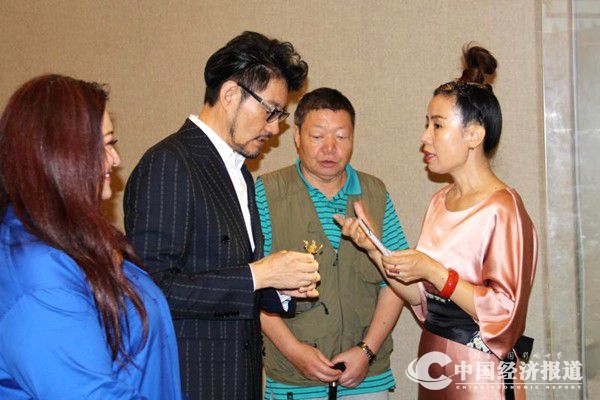 12首家中国民间簪子博物馆落户北京暨步摇风中国路·2021 流动的艺术展览开幕.jpg