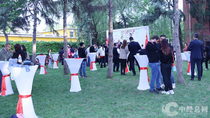 1714059073892010.jpg 8.jpg