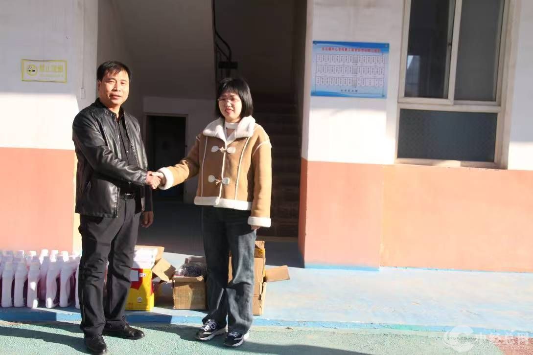 1734434128968992.jpg 1734434128968992.jpg