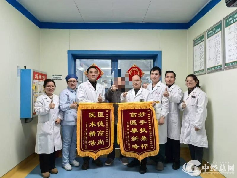 1739762715317376.jpg 1.jpg