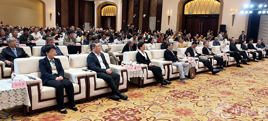 1745691563552907.jpg 4.jpg