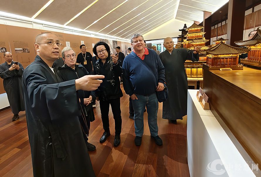 1745692354479842.jpg 12.jpg