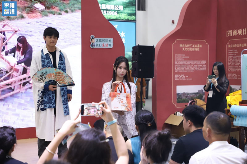 1757979782857386.jpg 4_副本.jpg