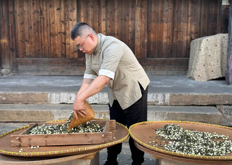 1759321037612371.jpg 8_副本.jpg