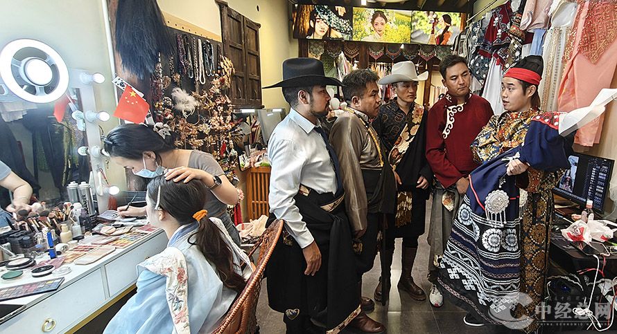 1759547694328783.jpg 2.jpg