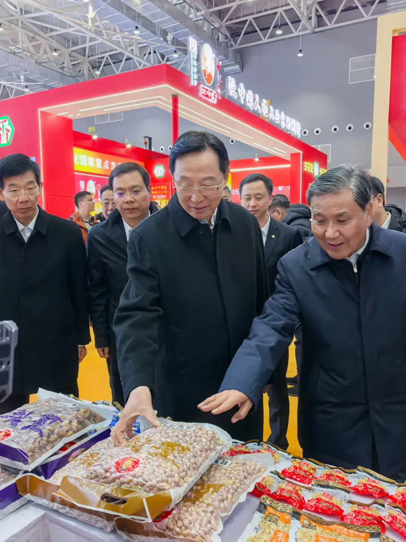 1764772219360876.jpg 8_副本.jpg